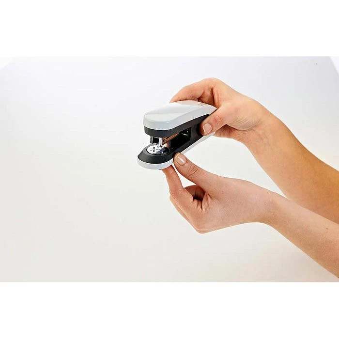 Novus E 30 020-1842 Heftgerät 30 Blatt Schwarz 4 Novus E 30 020-1842 Heftgerät 30 Blatt Schwarz – Bild 2