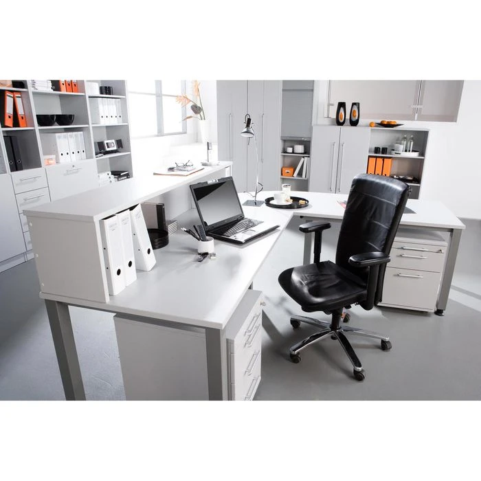 Hammerbacher Schreibtisch Q-Serie, Weiß, Höhenverstellbar, 200 X 68-83,5 X 120cm, L-Form 4 Hammerbacher Schreibtisch Q-Serie, Weiß, Höhenverstellbar, 200 X 68-83,5 X 120cm, L-Form – Bild 2