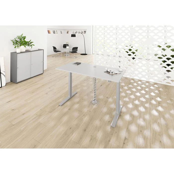 Hammerbacher Schreibtisch XMKA 16, Lichtgrau, Elektrisch Höhenverstellbar, 160 X 70-120 X 80cm 7 Hammerbacher Schreibtisch XMKA 16, Lichtgrau, Elektrisch Höhenverstellbar, 160 X 70-120 X 80cm – Bild 5